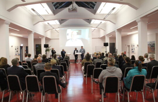 Großes Interesse: die Veranstaltung von SmB im AWI am Handelshafen. Foto: Helmut Stapel